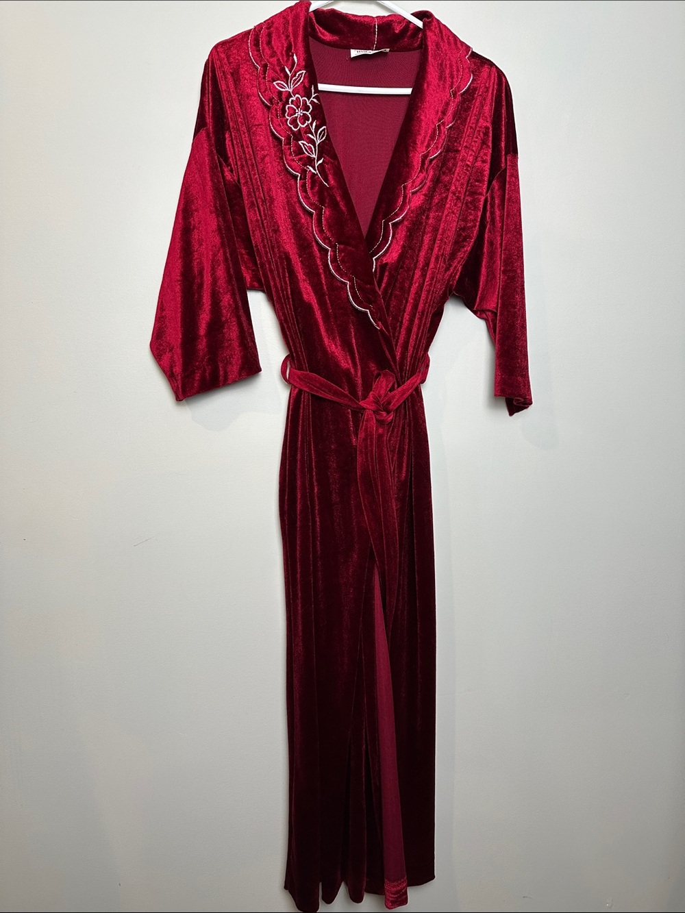 139. Vintage Sears velvet velour robe.